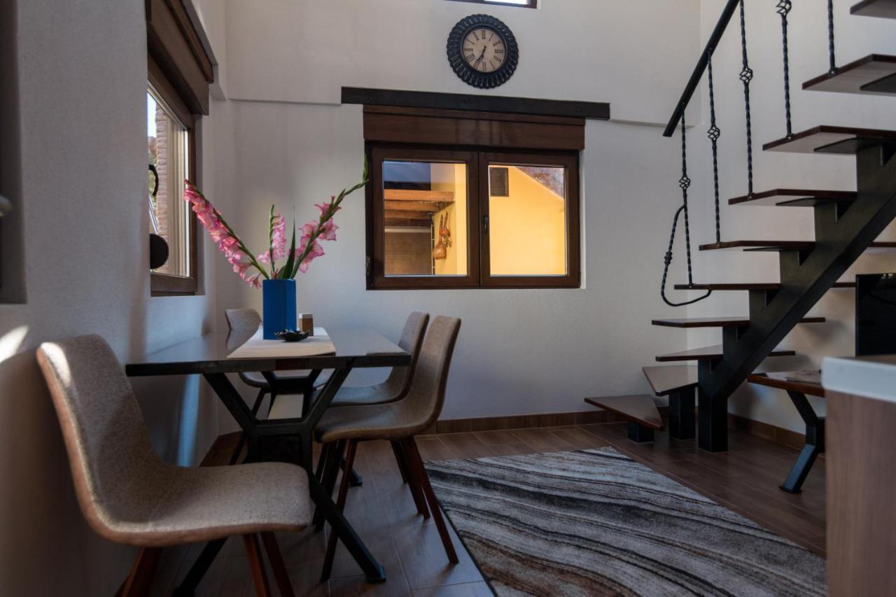 Brick Apartment บายินา บาชตา ภายนอก รูปภาพ